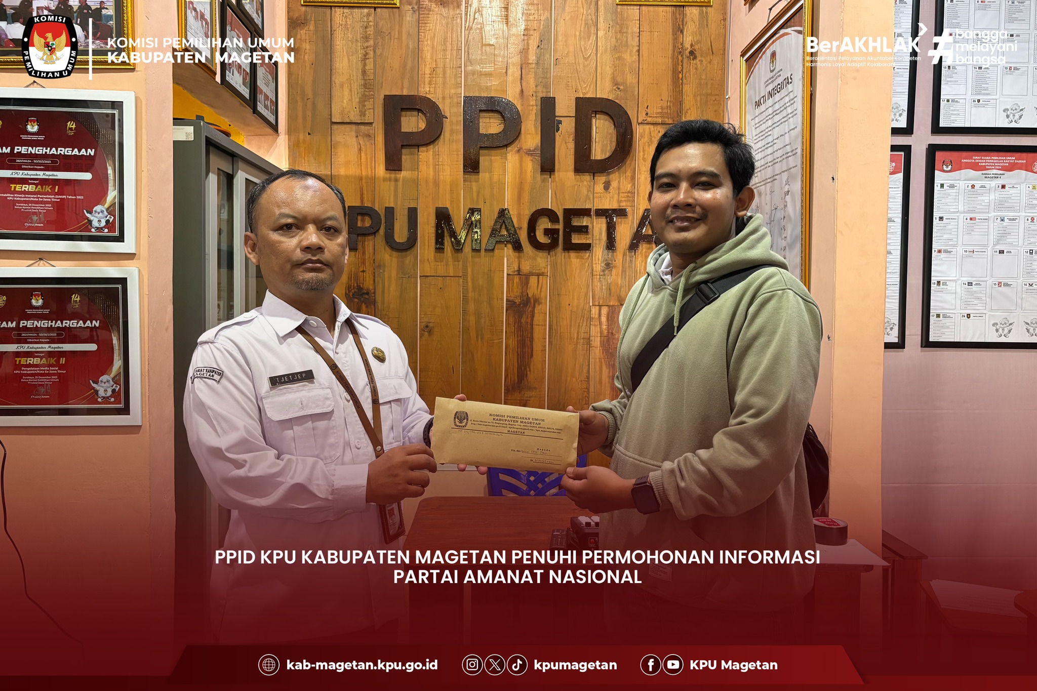 penyerahan surat autentifikasi kepada Partai PAN